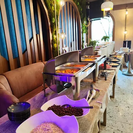 Gloria 公寓式酒店 4*