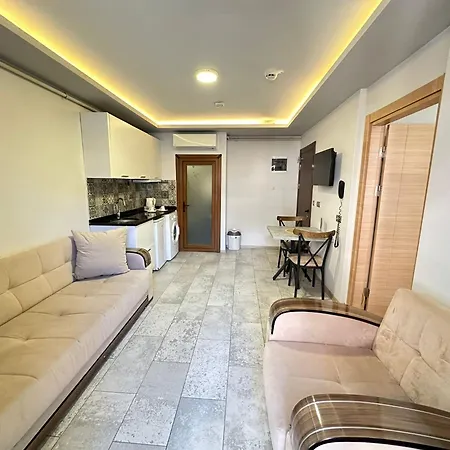 Gloria 4*