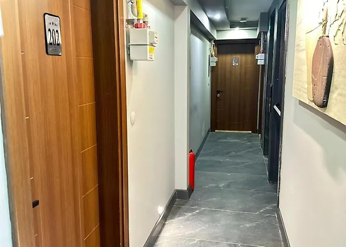 Aparthotel Gloria 4*